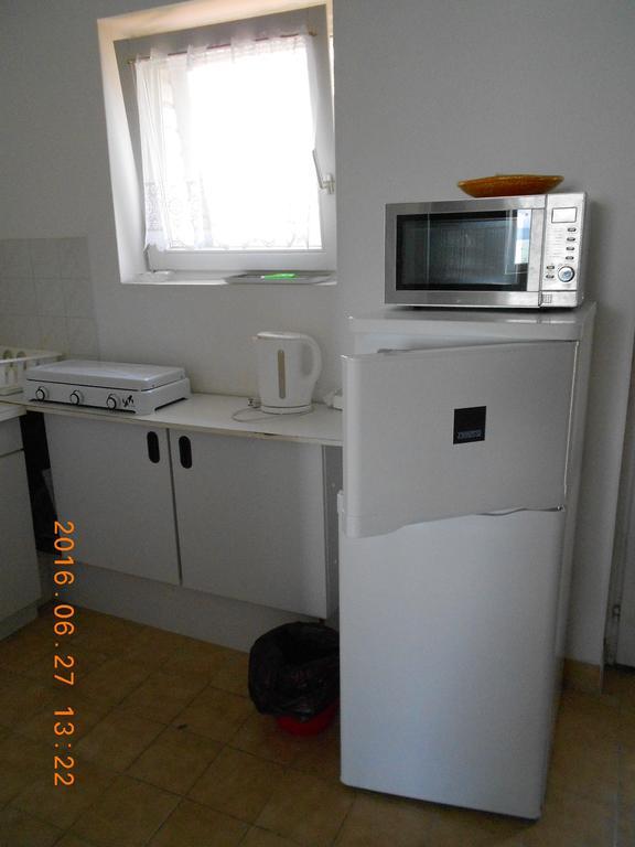 Vizparti Apartmanok Szántód Buitenkant foto